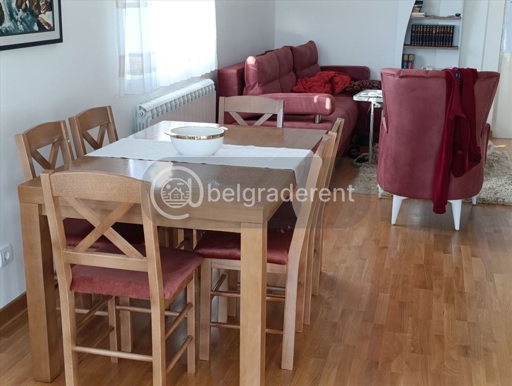 Квартира с 2,5 комнатами в Звездарской шуме photo 6 of 8