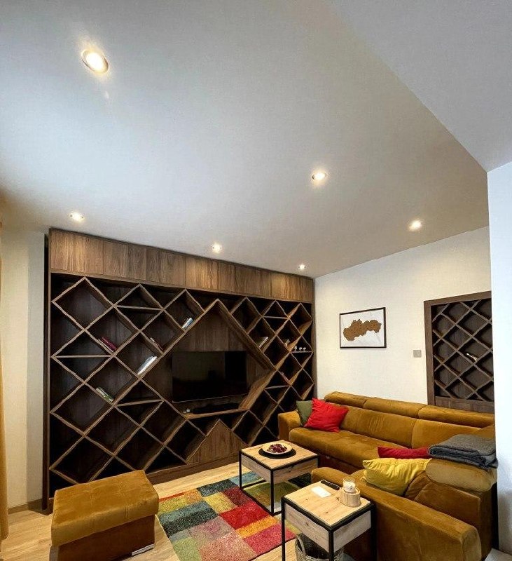 Furnished 1-Bedroom Apartment on Krížna Street photo 1 of 8