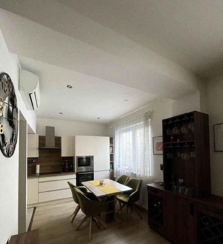 Furnished 1-Bedroom Apartment on Krížna Street photo 8 of 8