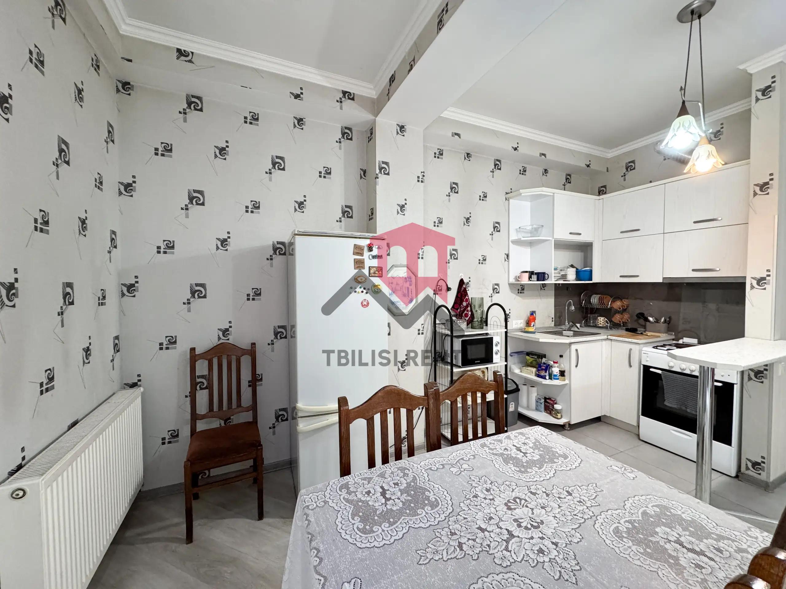 Two-Bedroom Apartment in Saburtalo photo 2 of 8