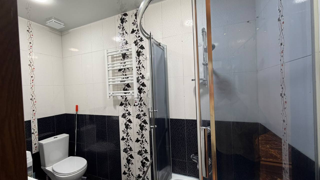 Furnished One-Bedroom Apartment on Khimshiashvili Street photo 6 of 6