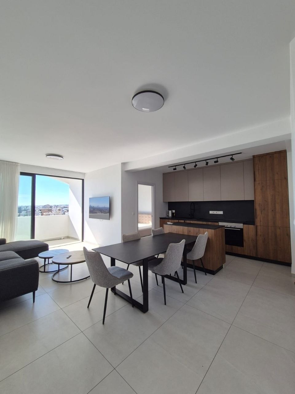 3-Bedroom Furnished Apartment in Agia Zoni photo 6 of 8