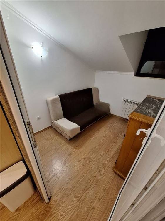 Two-Room Apartment in Banovo Brdo photo 7 of 8