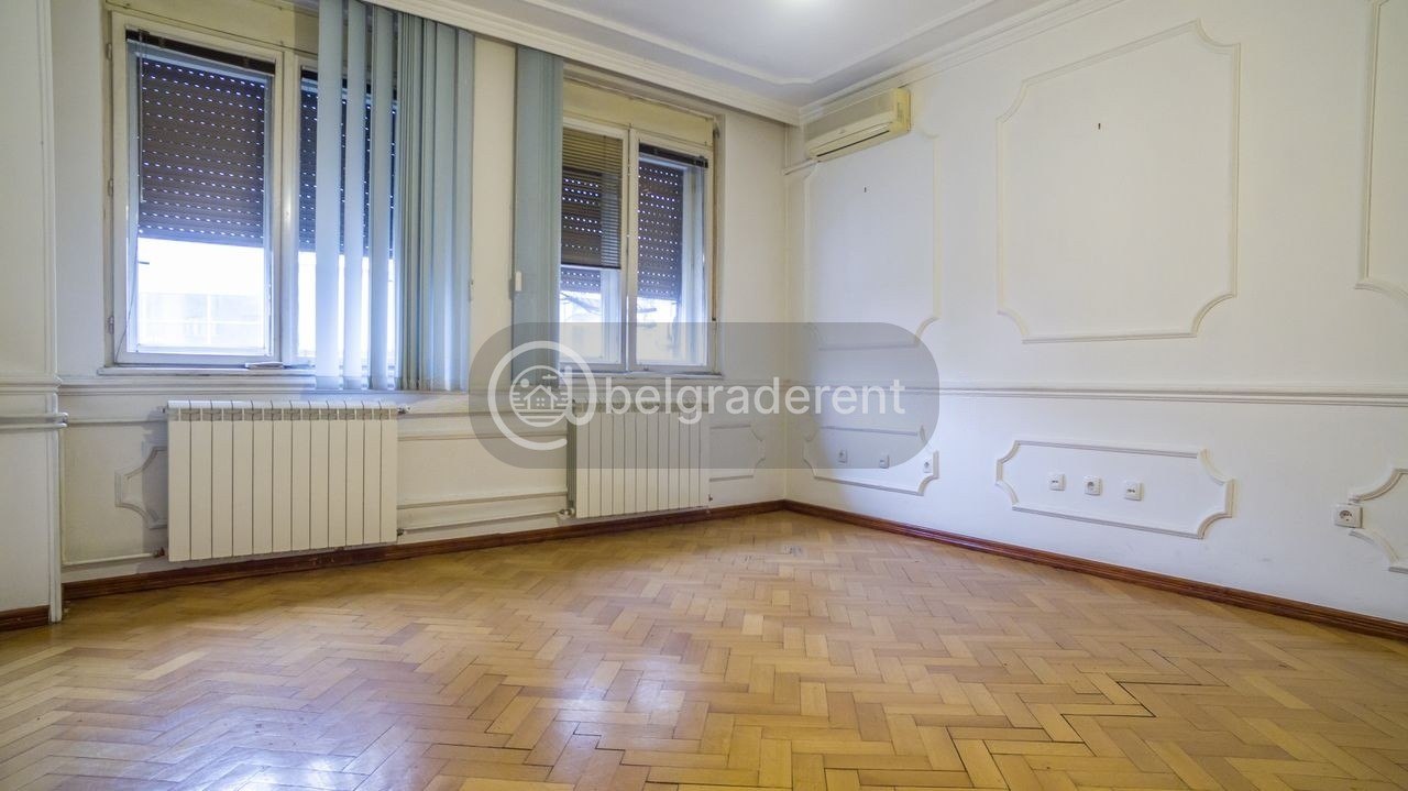 Two-Bedroom Apartment in Stari Grad photo 1 of 8
