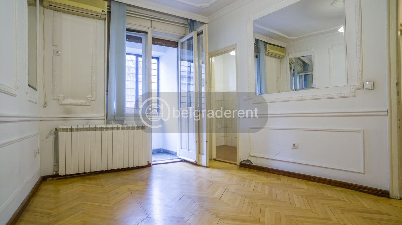 Two-Bedroom Apartment in Stari Grad photo 7 of 8