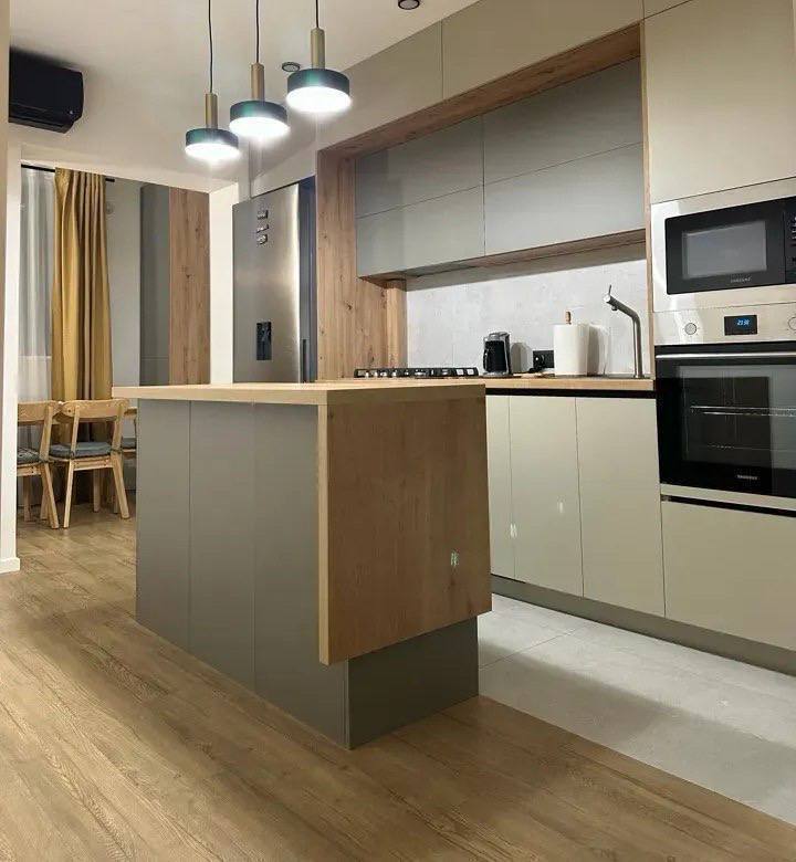 Furnished 3-Room Apartment in Kentron photo 3 of 8