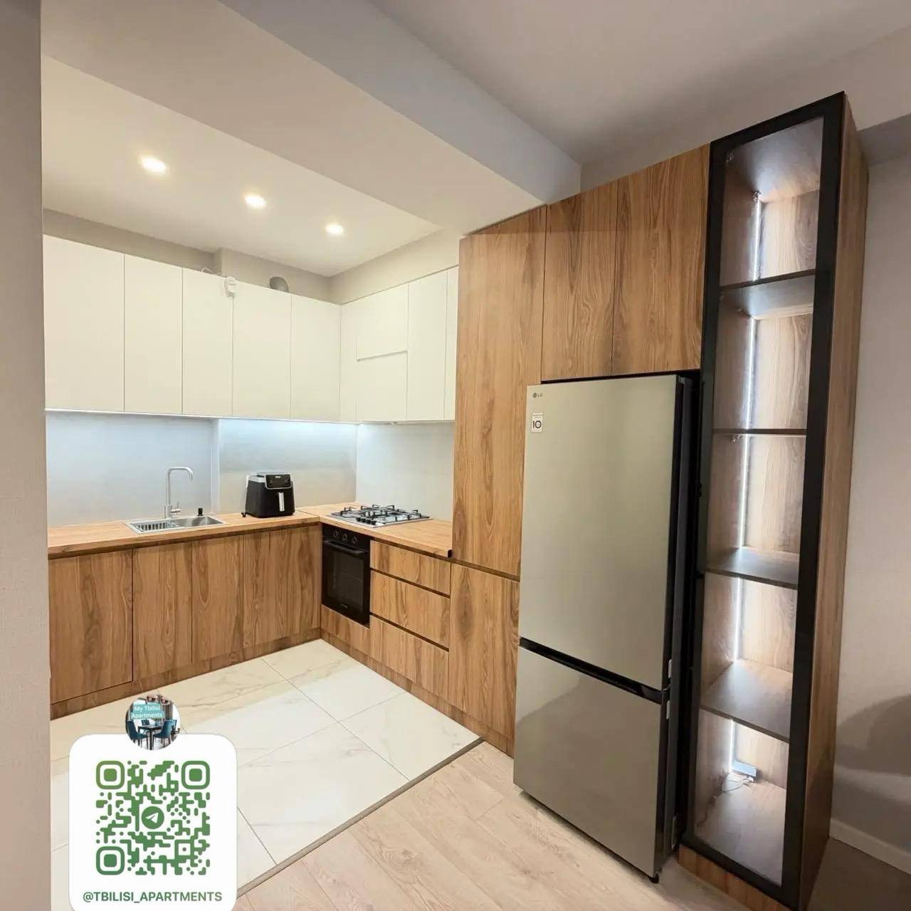 One-Bedroom Apartment in Monolith Green City photo 2 of 8