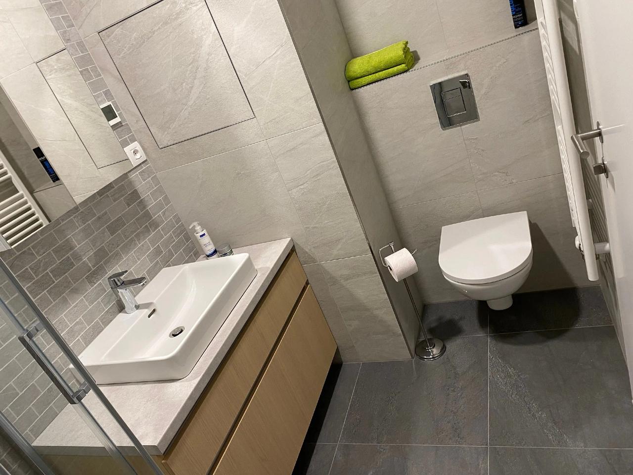 Furnished 2-Room Apartment in ZWIRN, Ružinov photo 8 of 8