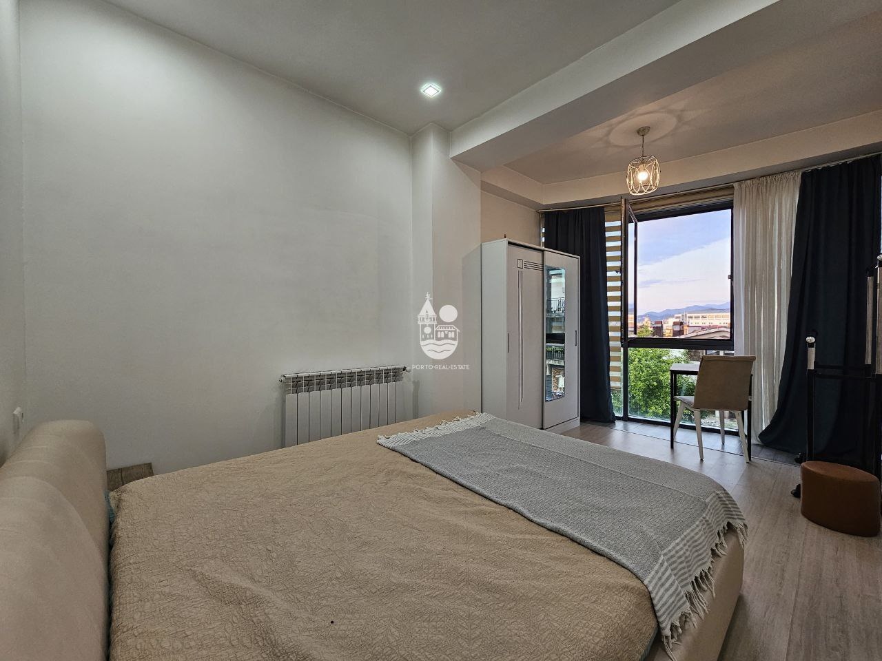 Stylish 2+1 Apartment in Old Batumi photo 4 of 6