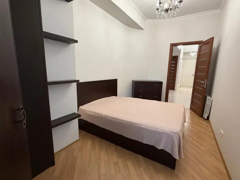 Two-Bedroom Apartment in Didube photo 3 of 8