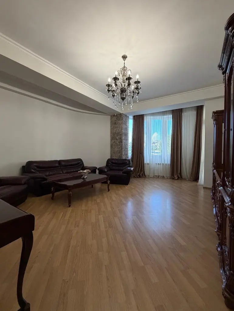 Two-Bedroom Apartment in Didube photo 6 of 8