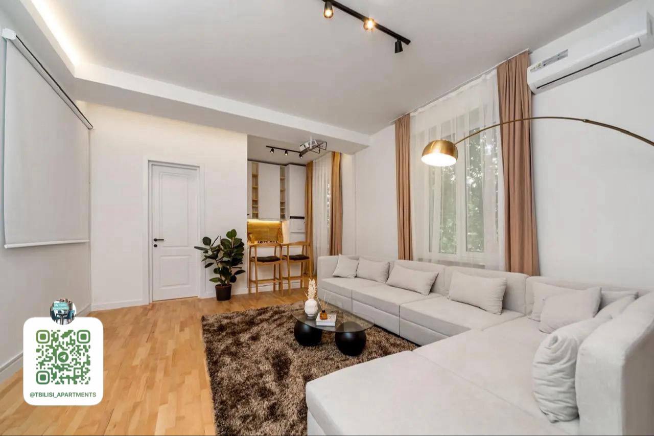 One-Bedroom Apartment in Vake photo 1 of 8