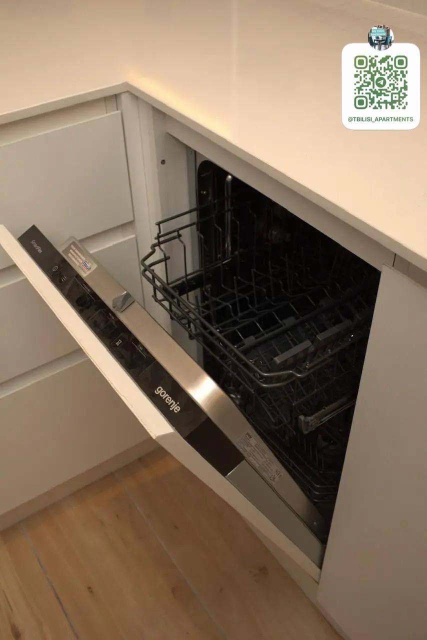 One-Bedroom Apartment in Vake photo 5 of 8