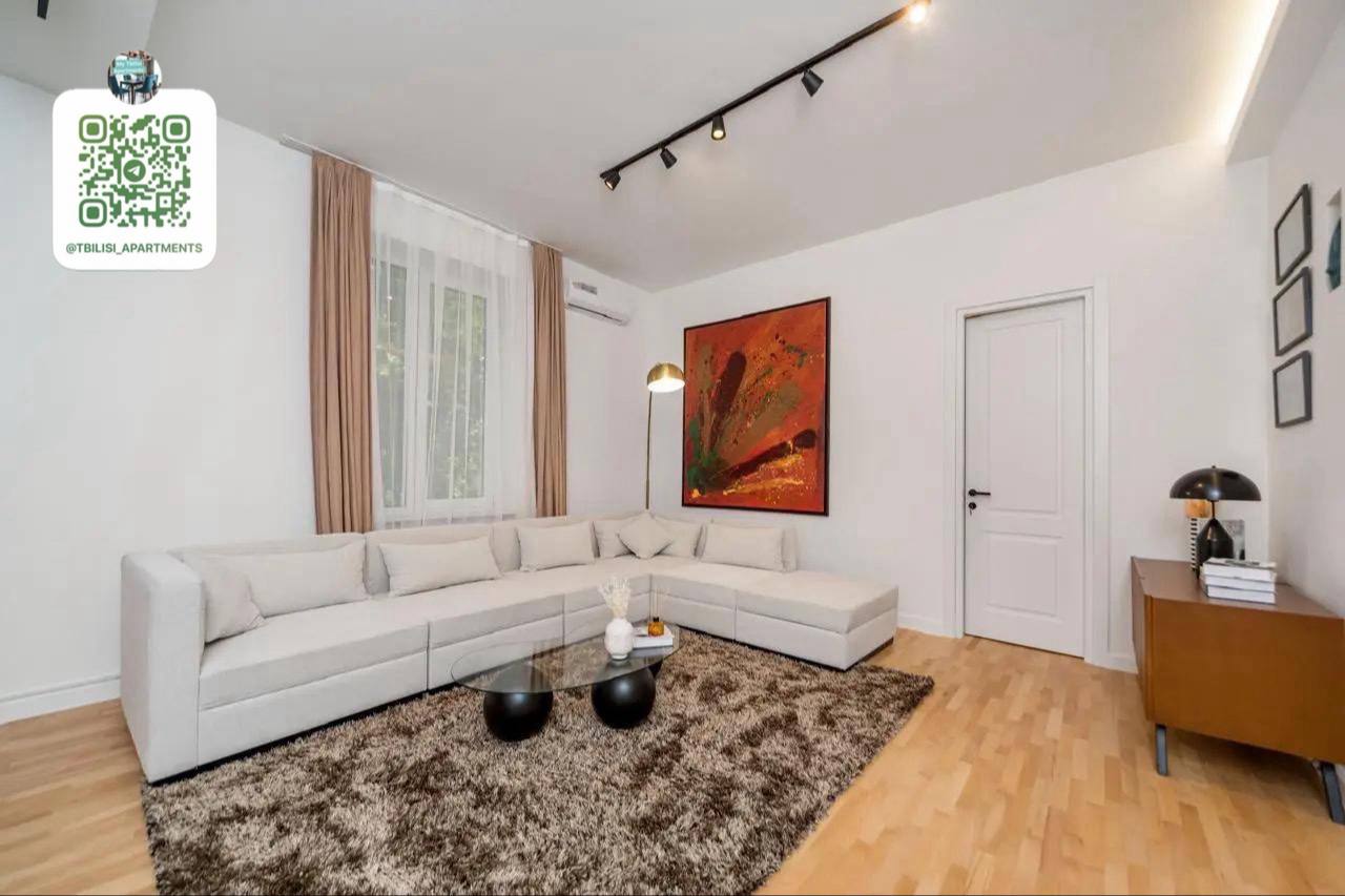 One-Bedroom Apartment in Vake photo 7 of 8