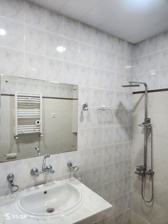 Меблированная 2-комнатная квартира на плато Нуцубидзе photo 4 of 8