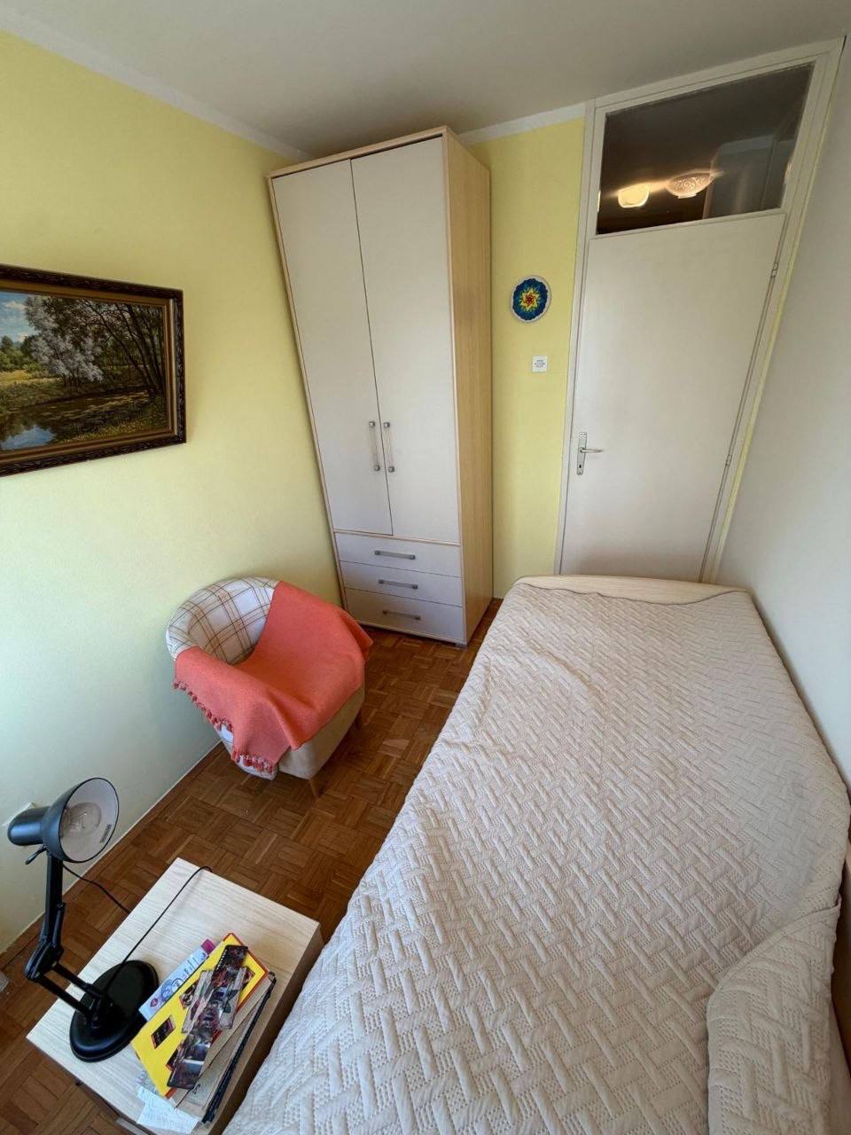 Four-Room Apartment in Novi Beograd photo 8 of 8