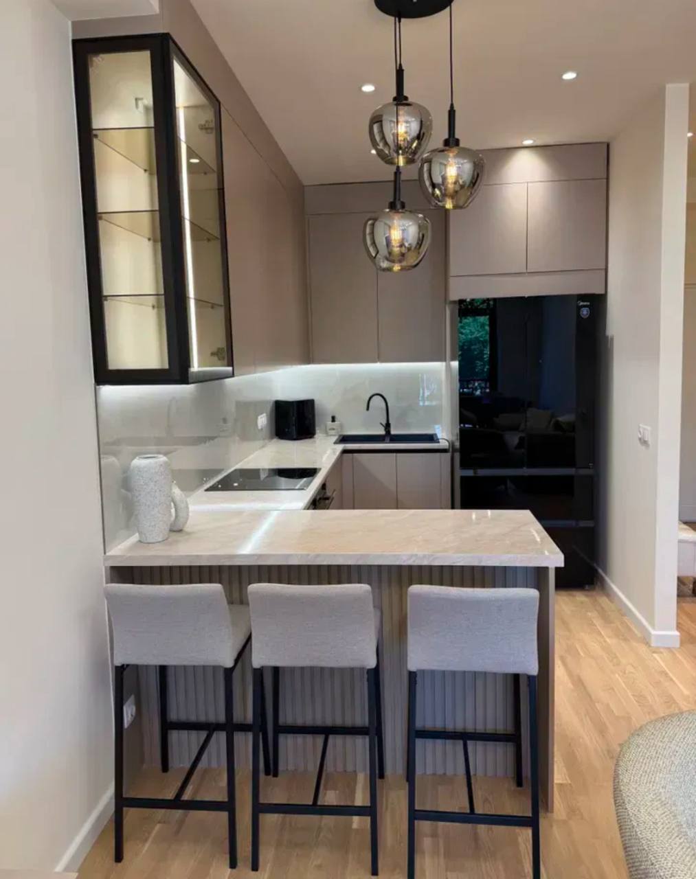 Furnished 2-Bedroom Apartment in Arabkir photo 4 of 8
