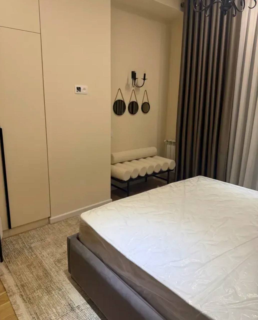 Furnished 2-Bedroom Apartment in Arabkir photo 6 of 8