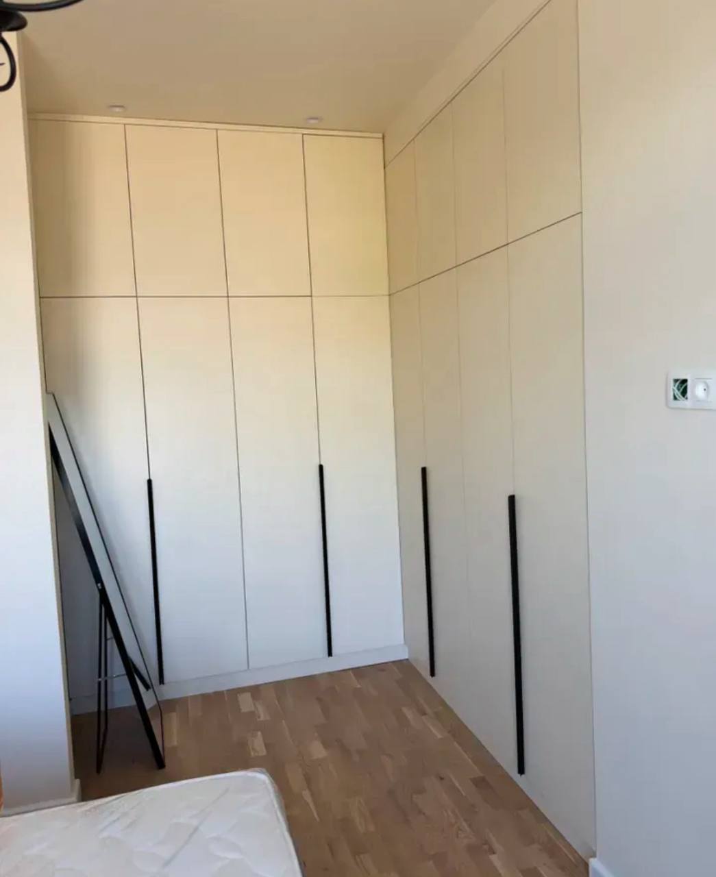 Furnished 2-Bedroom Apartment in Arabkir photo 8 of 8