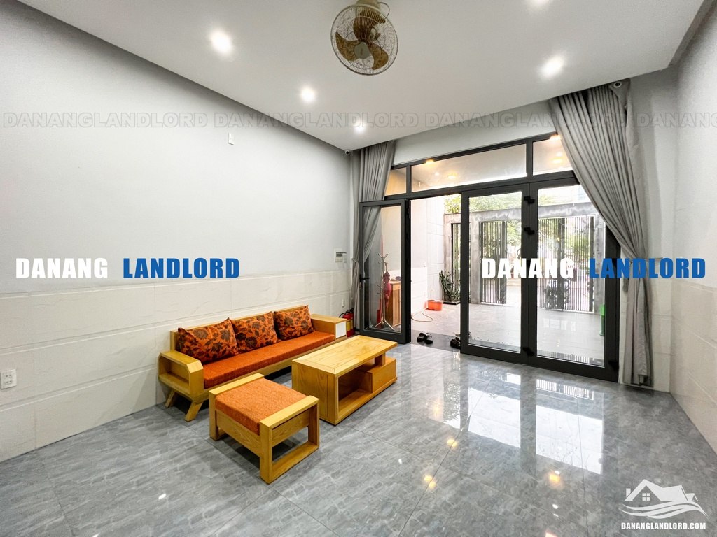 5-Bedroom House Near Crowne Plaza Da Nang photo 2 of 8