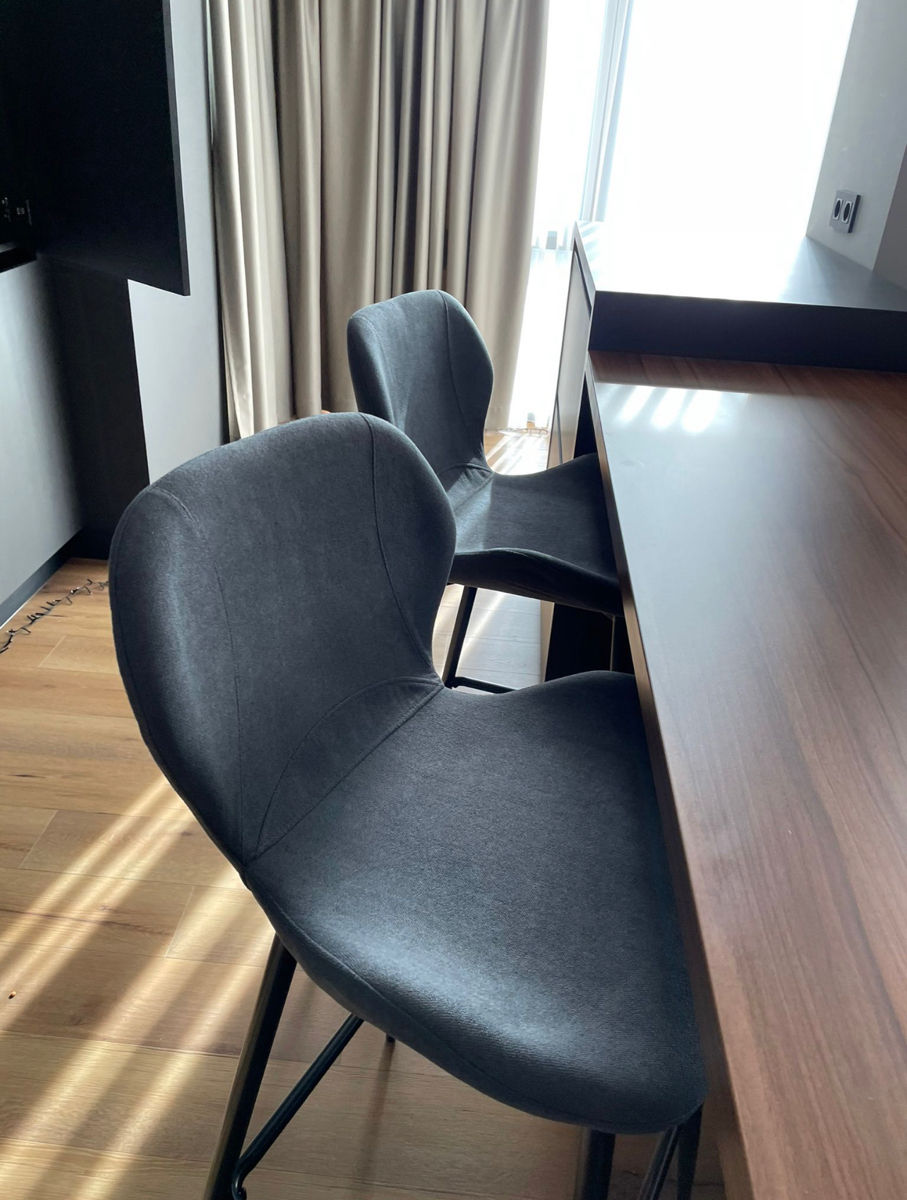 One-Bedroom Apartment with Living Room in Central Chisinau photo 3 of 7
