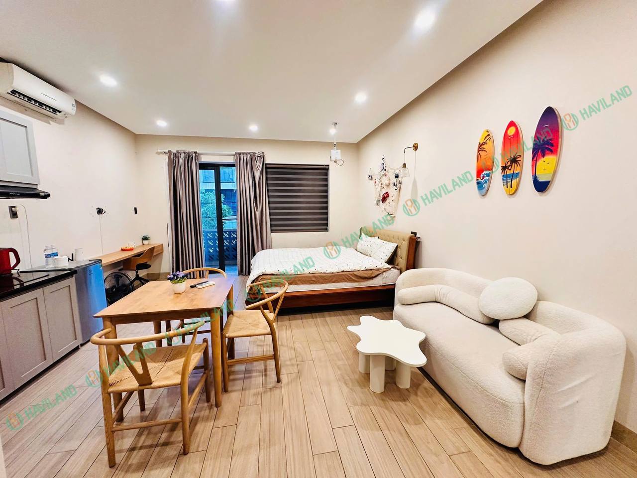 Beachside Studio with Balcony near My Khe Beach photo 2 of 6