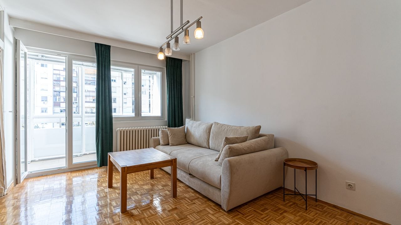 One-Bedroom Apartment in Novi Beograd photo 4 of 8