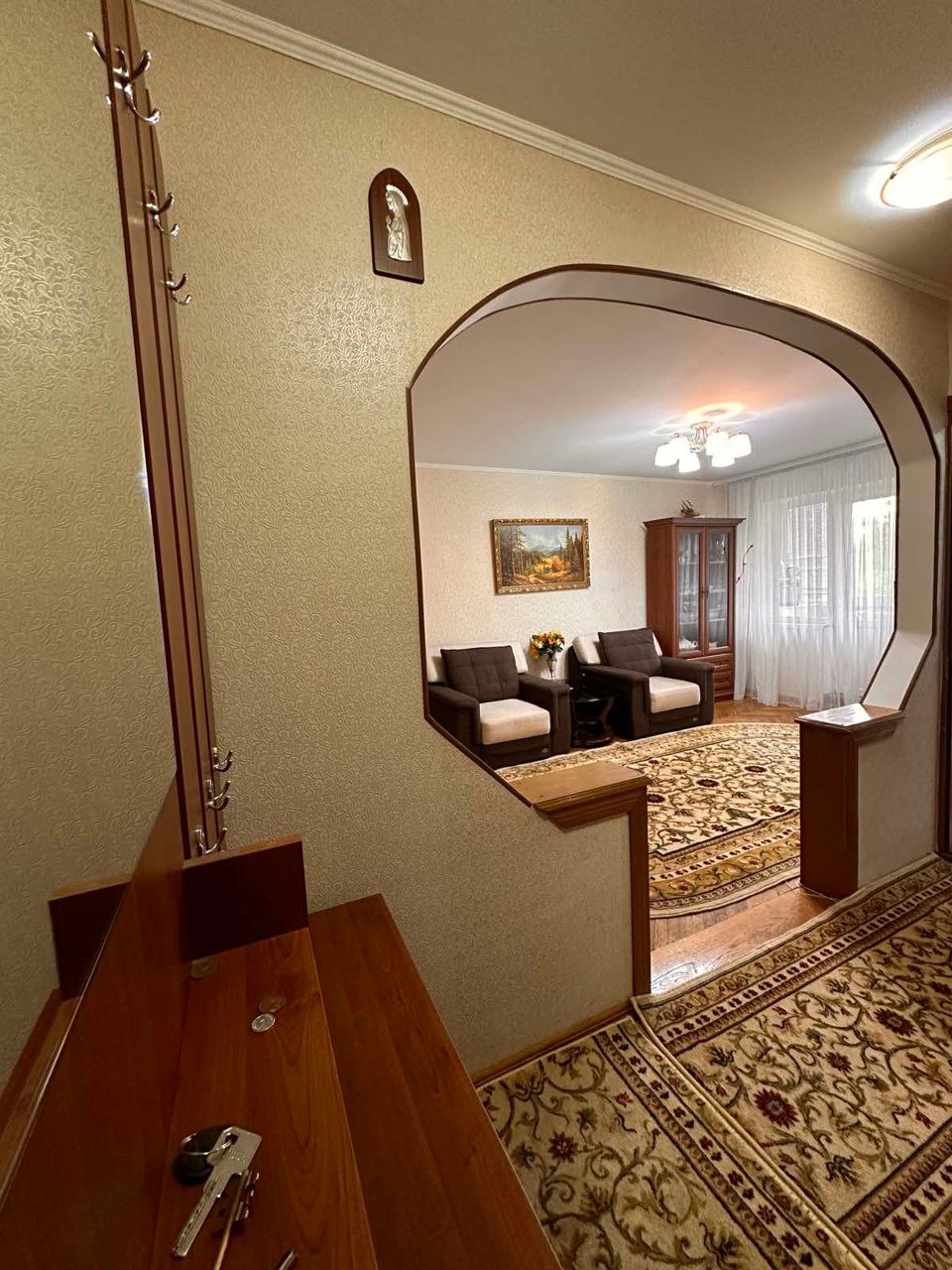 Three-Room Apartment in Botanica photo 1 of 6