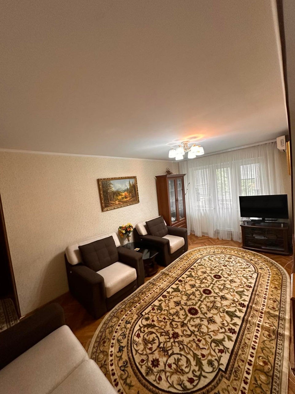 Three-Room Apartment in Botanica photo 4 of 6