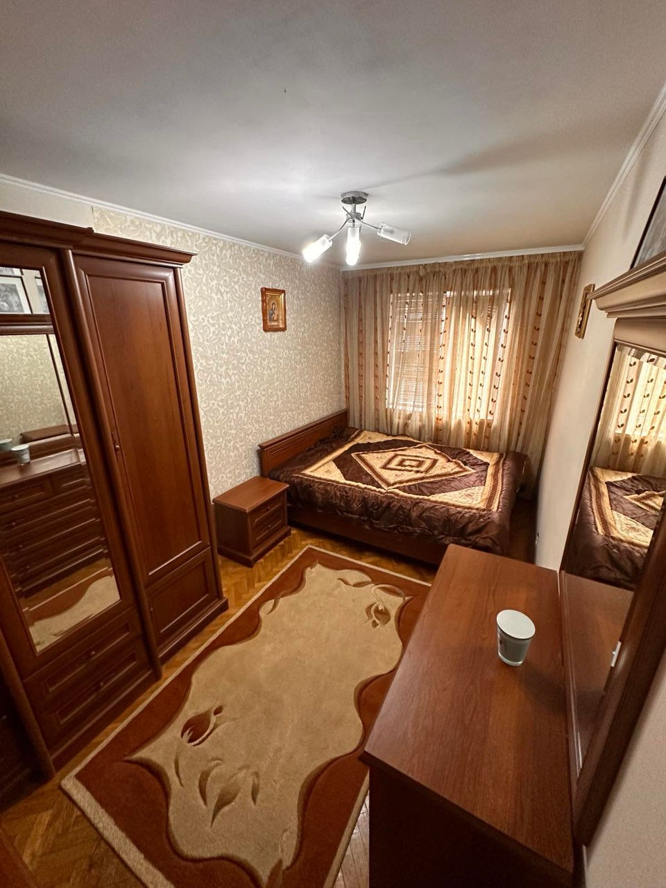 Three-Room Apartment in Botanica photo 5 of 6