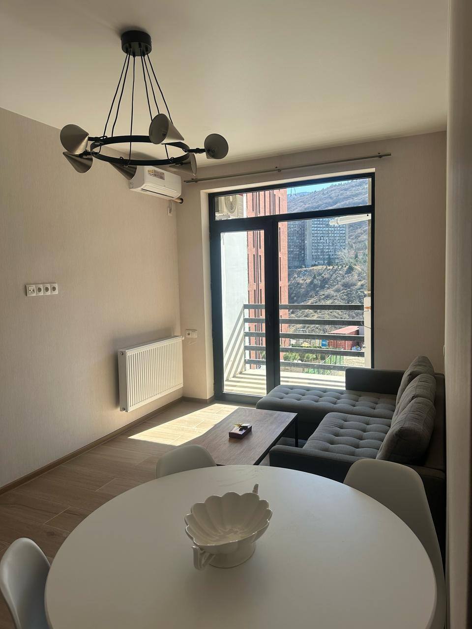 One-Bedroom Apartment in Saburtalo photo 1 of 8