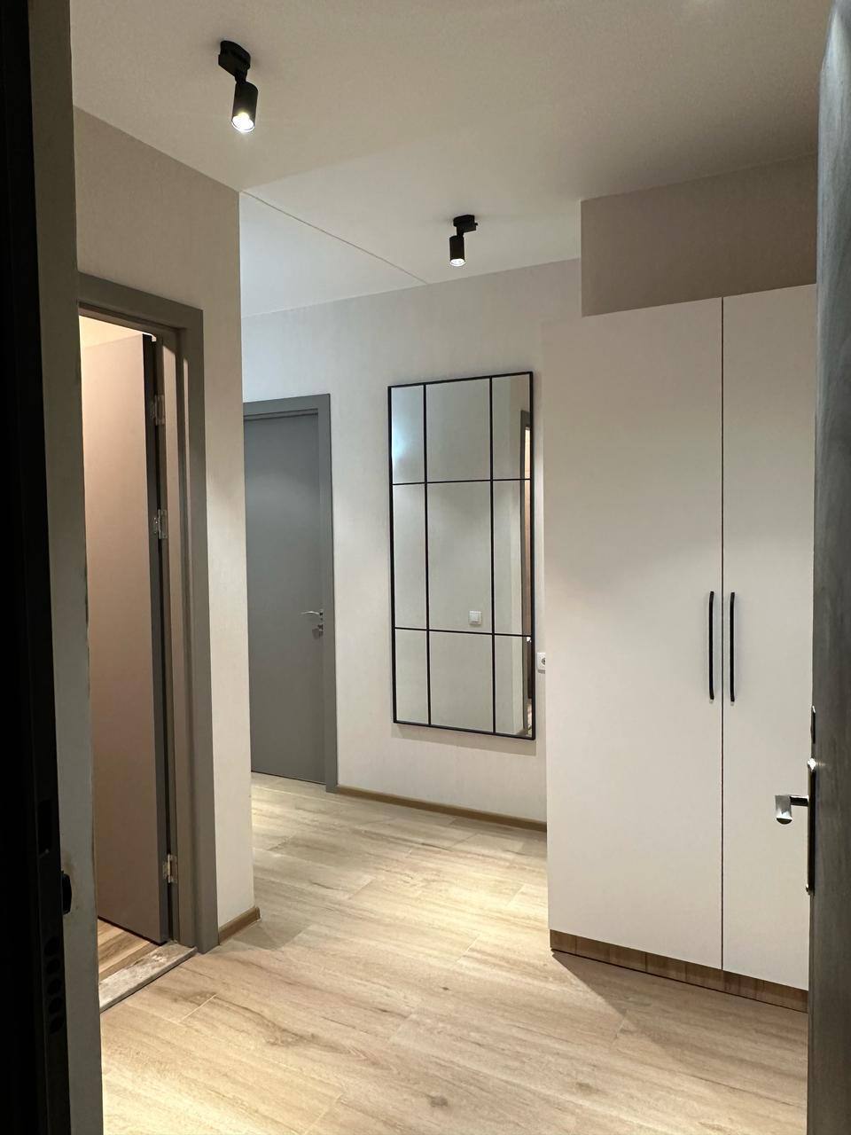 One-Bedroom Apartment in Saburtalo photo 3 of 8