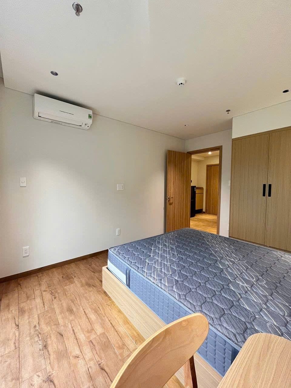 Brand-New 1-Bedroom Apartment in Da Nang photo 3 of 8