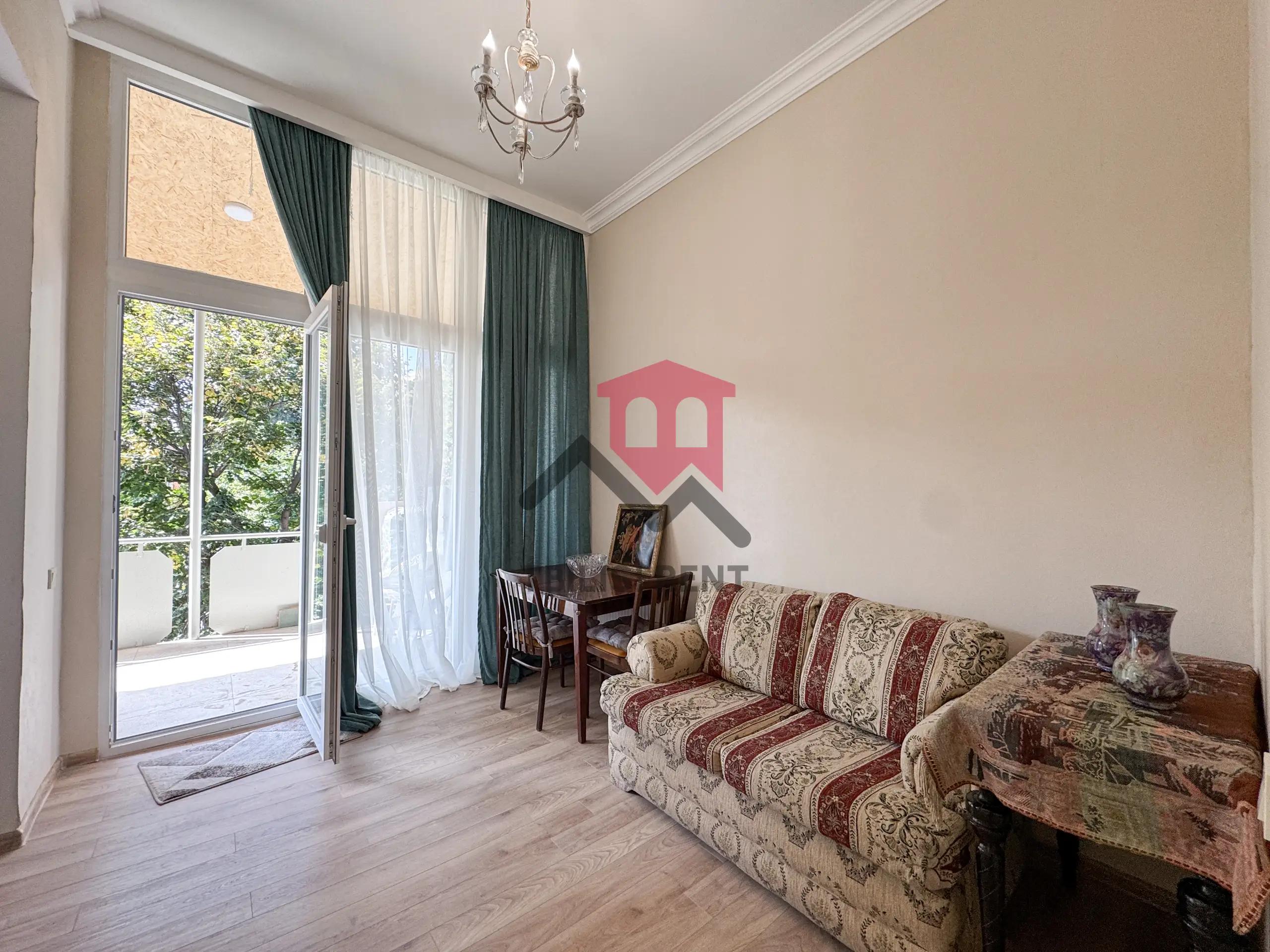 Spacious Authentic-Style Apartment in Didube photo 3 of 8