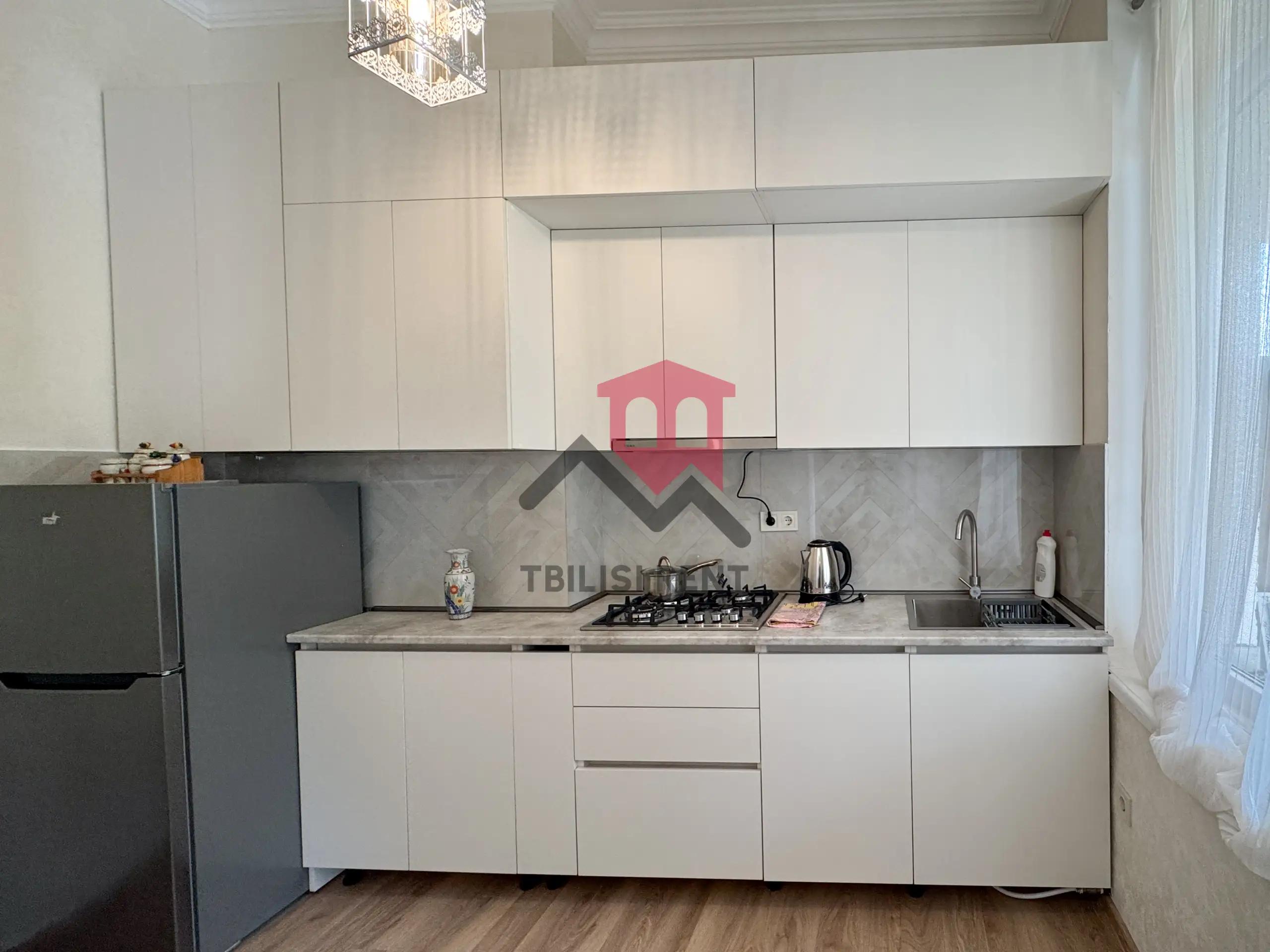 Spacious Authentic-Style Apartment in Didube photo 4 of 8