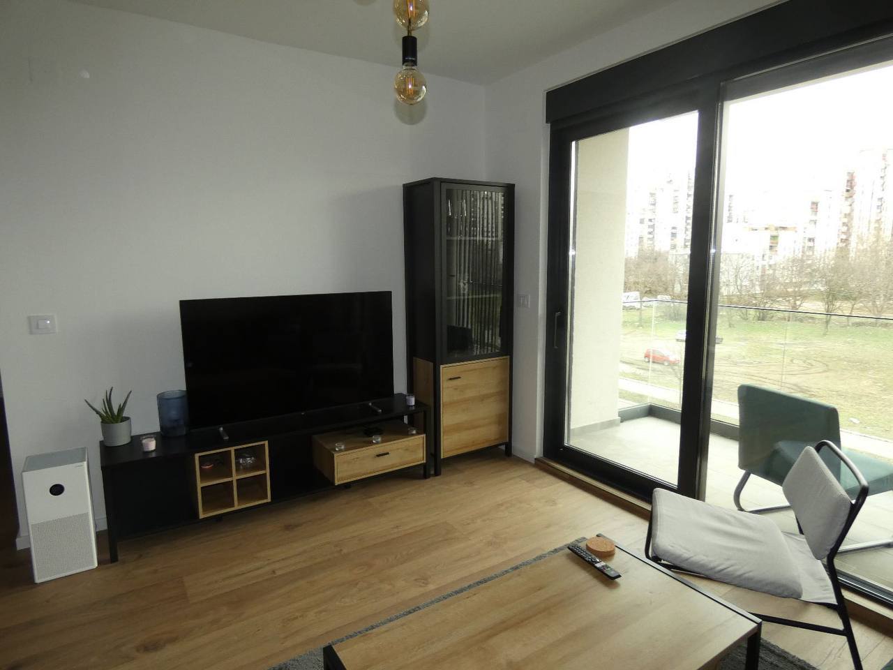 Трёхкомнатная квартира в Новом Белграде photo 3 of 8