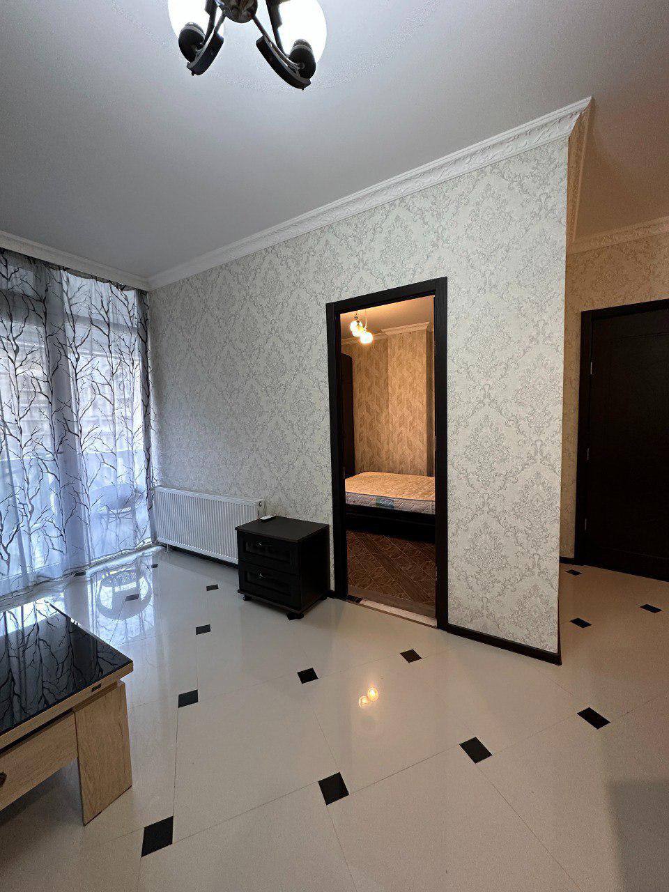 1-Bedroom Apartment on Sherif Khimshiashvili Street photo 5 of 8