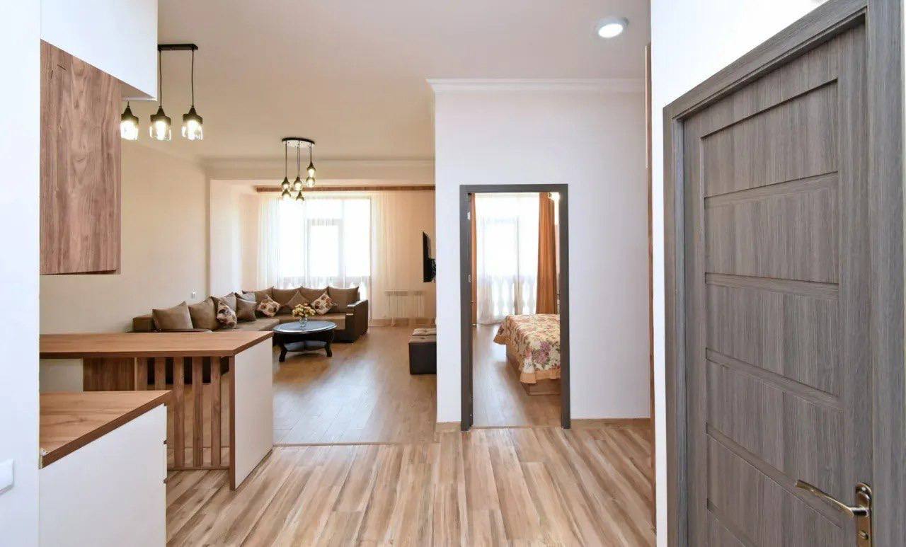 Furnished 2-Room Apartment in Arabkir photo 5 of 8