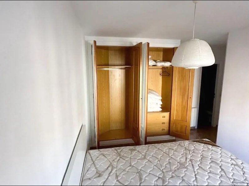 3-Bedroom Apartment for Rent in Russafa photo 2 of 8