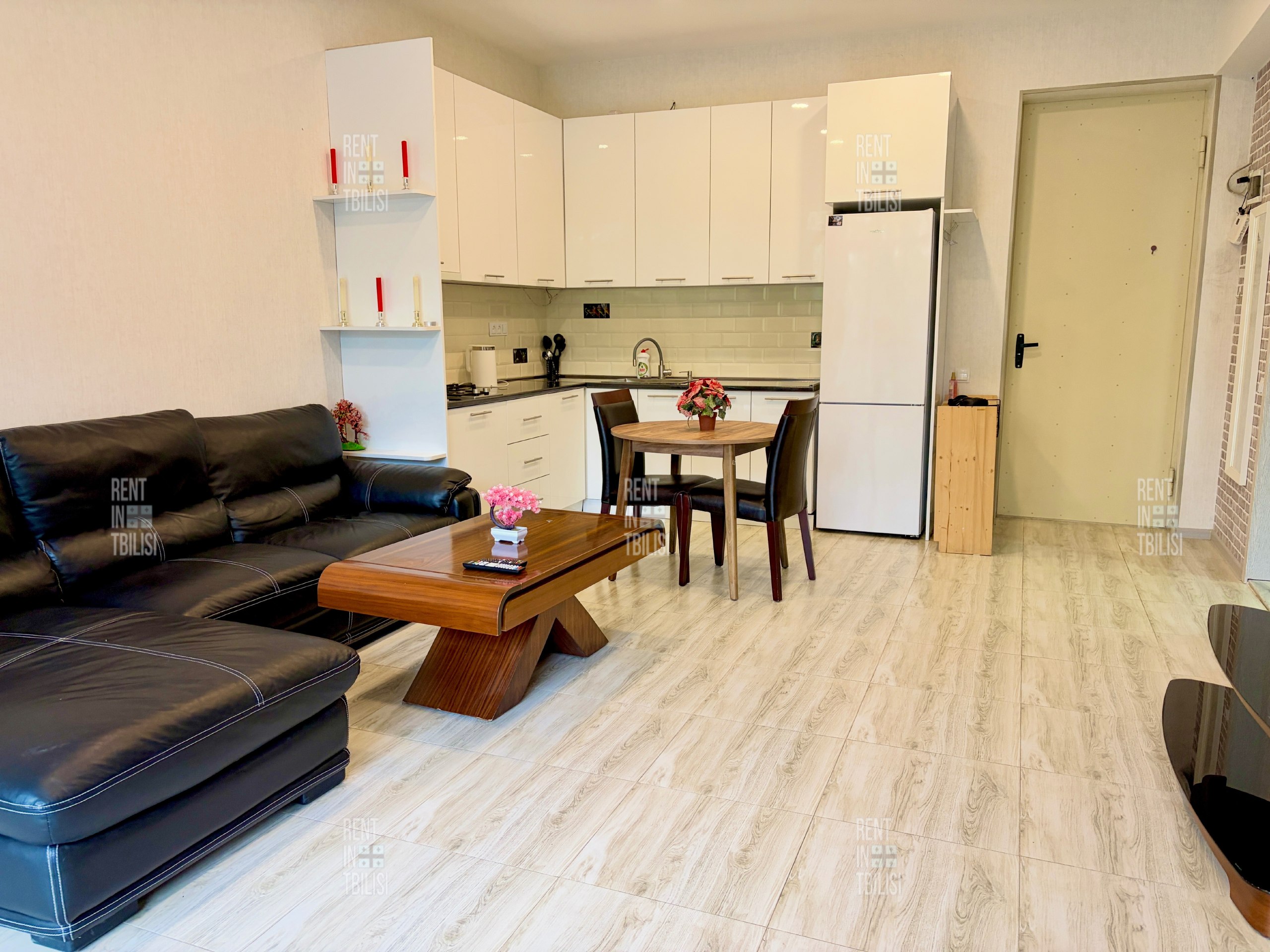 Luxury 1-Bedroom Apartment in Tbilisi photo 2 of 8
