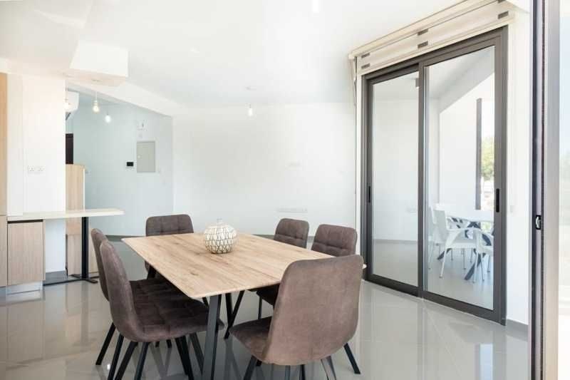Furnished 2-Bedroom Apartment in Agios Ioannis photo 3 of 8