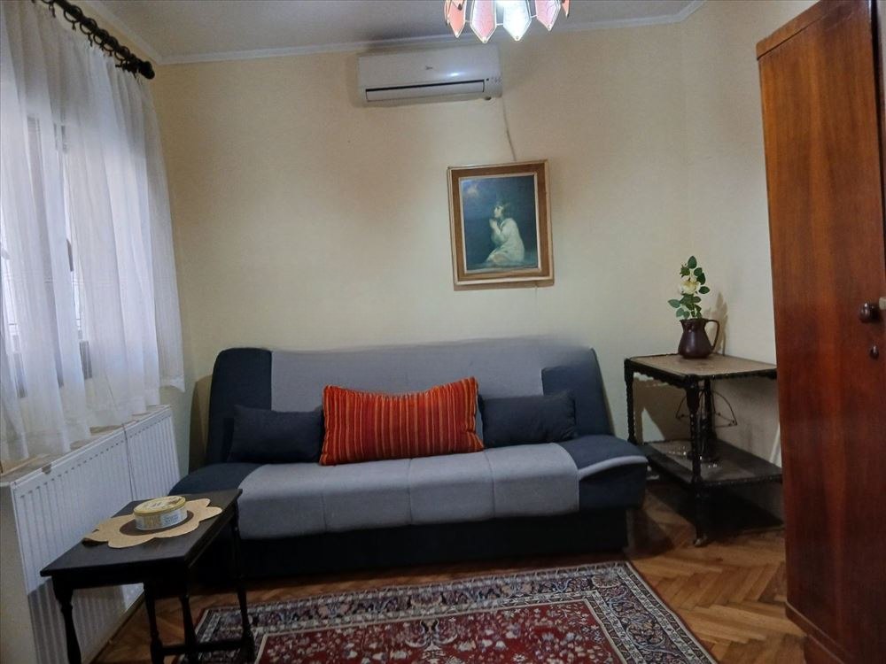 One-and-a-Half-Room Apartment in Čukarica photo 4 of 5