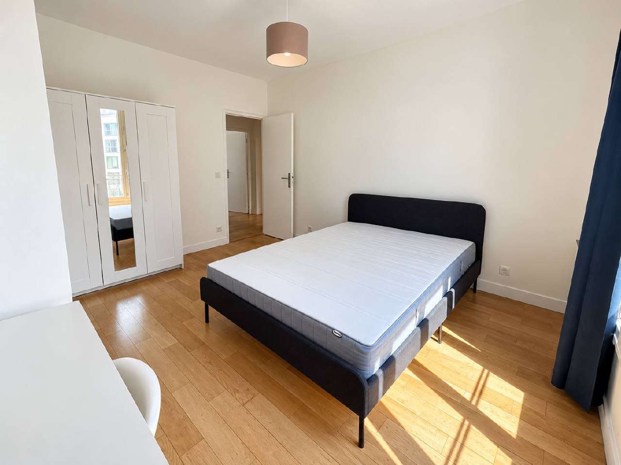 Two-Bedroom Apartment near Place Cambronne photo 2 of 7