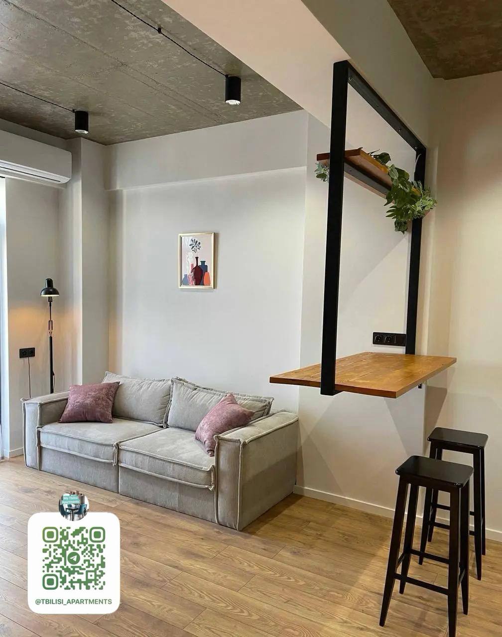 One-Bedroom Apartment in Terrace Ortachala photo 1 of 8