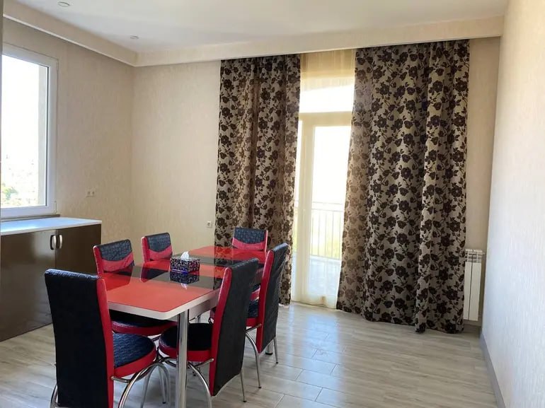 Spacious 2-Bedroom Apartment in Didube photo 2 of 8