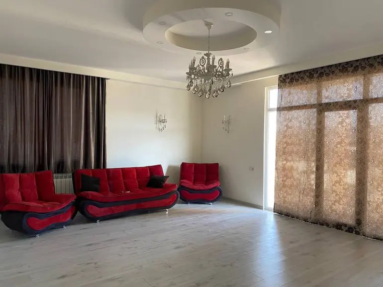 Spacious 2-Bedroom Apartment in Didube photo 5 of 8