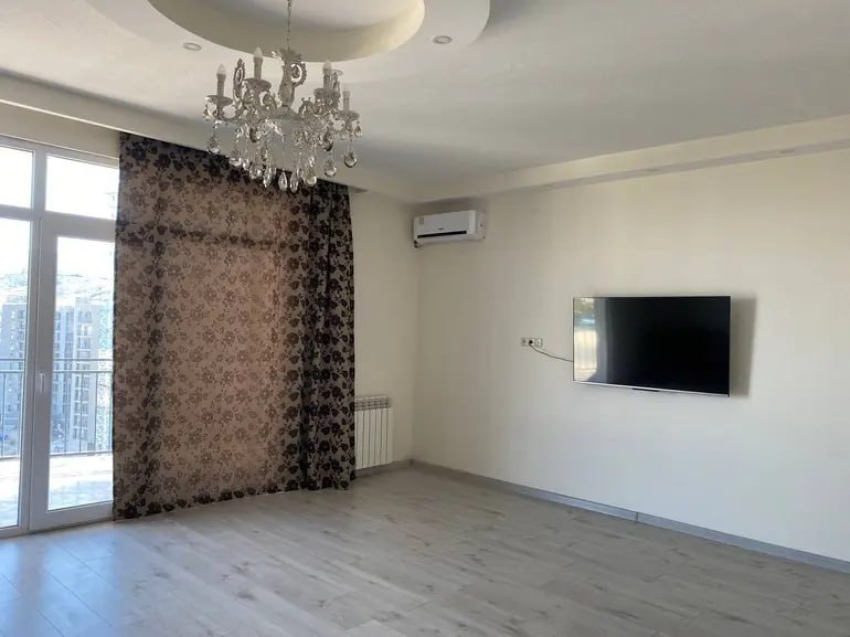 Spacious 2-Bedroom Apartment in Didube photo 6 of 8