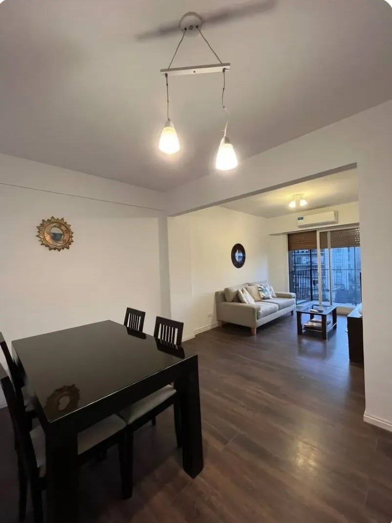 2-Bedroom Apartment with Balcony in Vicente López photo 3 of 8