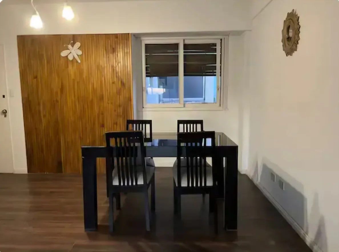 2-Bedroom Apartment with Balcony in Vicente López photo 5 of 8