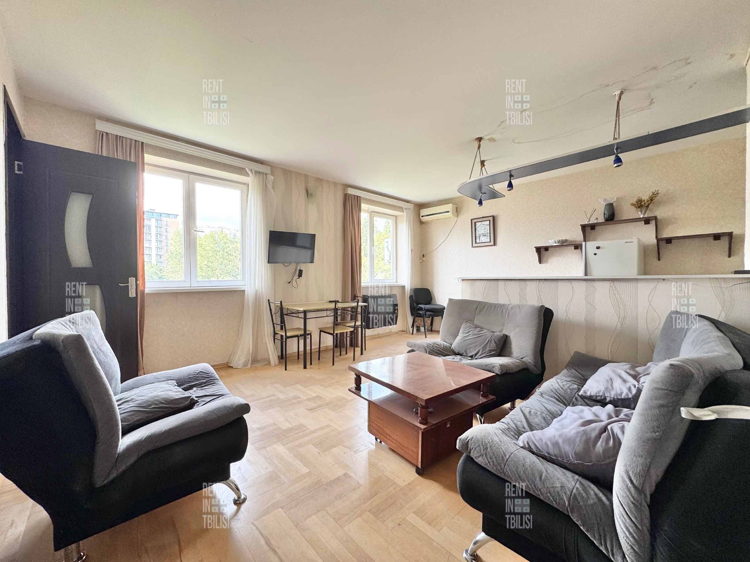 1-Bedroom Apartment in Nutsubidze photo 1 of 8